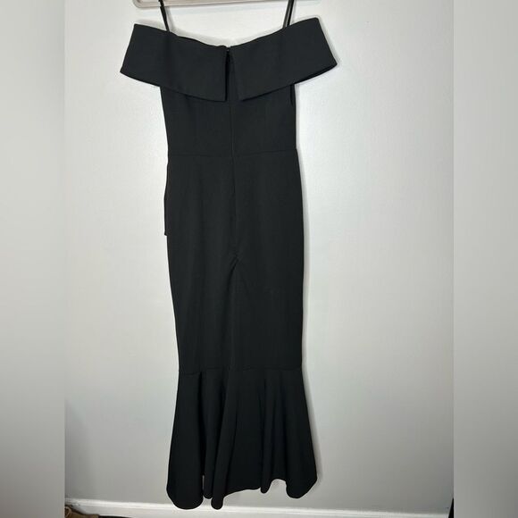 Betsy & Adam Petite CARINA LONG OFF THE SHOULDER RUFFLE DRESS NWT - Picture 4 of 5